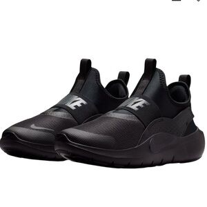 Nike Kids Black Slip-On Flex Runner Sneakers